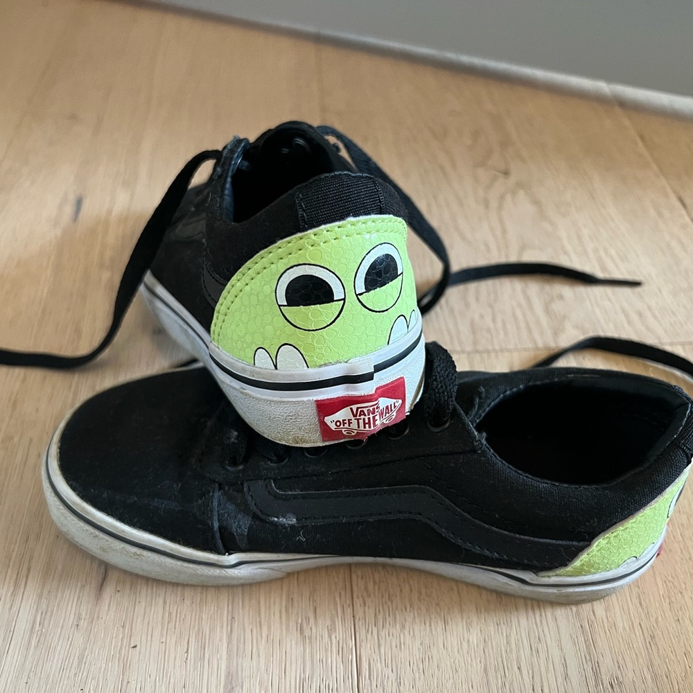 Kids Vans Shoes - Never worn - size 13 US